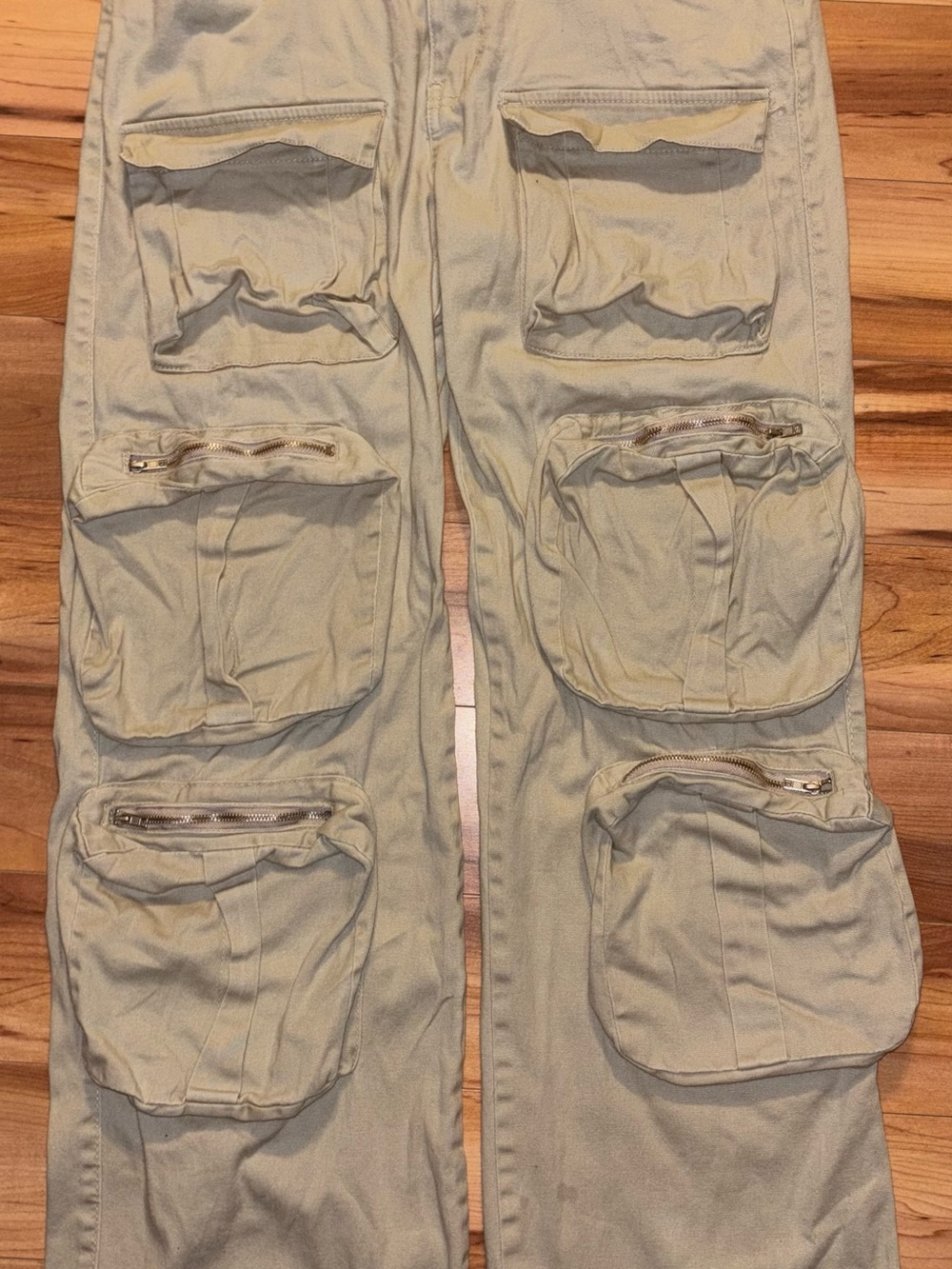 refuge Women’s Beige Multi-Pocket Utility Cargo Joggers